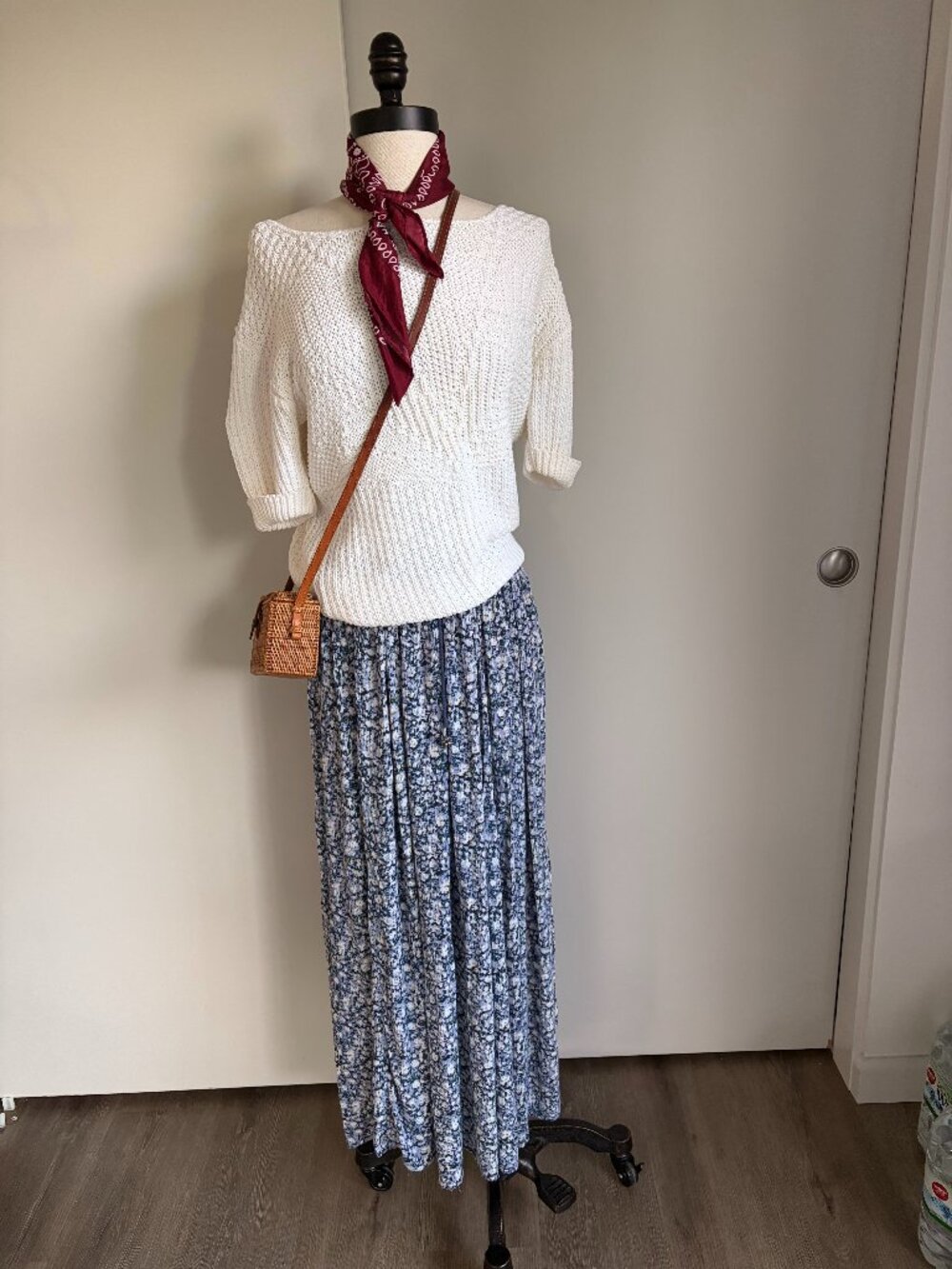 Women's White and Cream Jumper